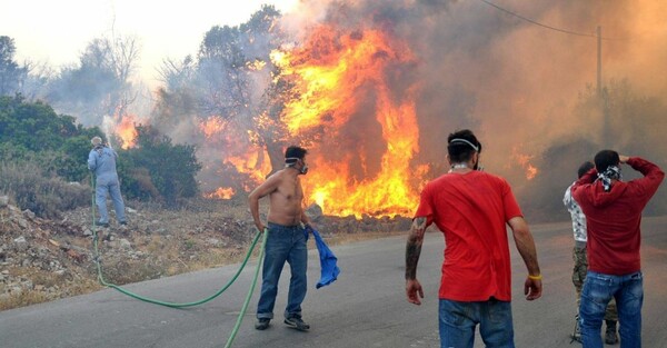 Σε κατάσταση εκτάκτου ανάγκης η Χίος - Μεγάλες οι καταστροφές από τη φωτιά