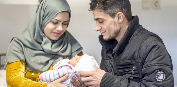 Η Γερμανία απέρριψε τελικά το αίτημα ασύλου προσφύγων που βάφτισαν την κόρη τους Άνγκελα Μέρκελ