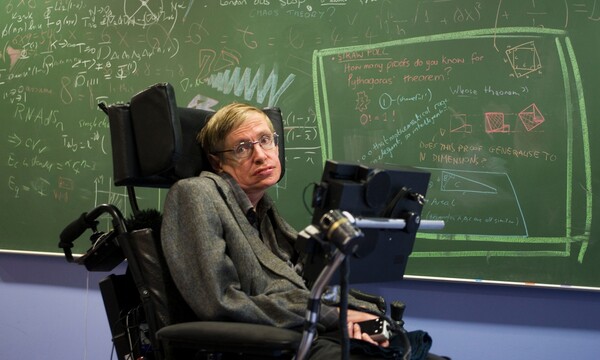 Stephen Hawking: Ο τρόπος που αντιμετωπίζουμε τον πλούτο μας έσπρωξε στο Brexit. Πρέπει να αναθεωρήσουμε
