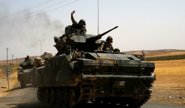 Kατοικίες αμάχων και θέσεις του SDF έγιναν στόχος επίθεσης των τουρκικών μαχητικών στη Συρία