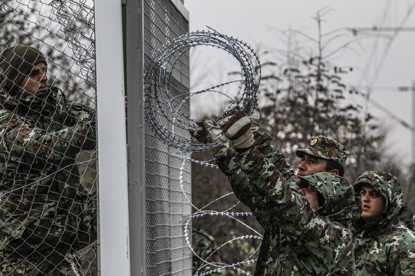 Ουγγαρία: Ξεκίνησε η κατασκευή και δεύτερου φράχτη στα σύνορα με τη Σερβία