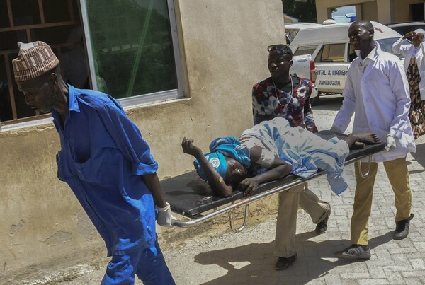 Νιγηρία: Πολεμικό αεροσκάφος βομβάρδισε κατά λάθος καταυλισμό αντί για μέλη της Μπόκο Χαράμ- Τουλάχιστον 50 νεκροί άμαχοι