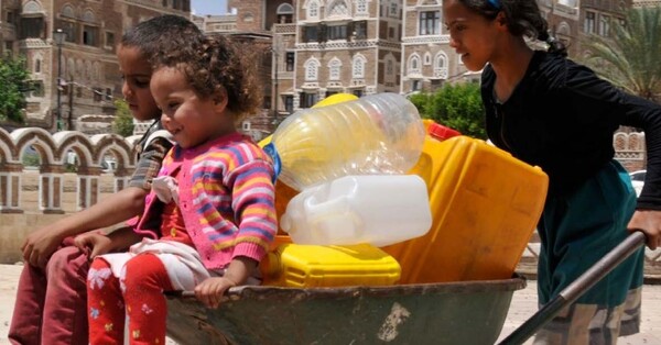 Υεμένη: Σχεδόν 2,2 εκατομμύρια παιδιά στη χώρα υποφέρουν από υποσιτισμό