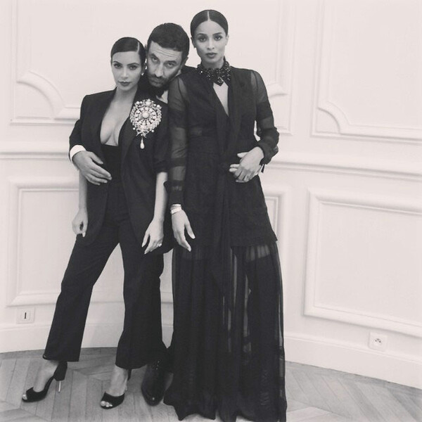 Ο Riccardo Tisci ανακοίνωσε πως αφήνει τον οίκο Givenchy και οι φήμες λένε πως ετοιμάζεται για νέα στέγη-έκπληξη