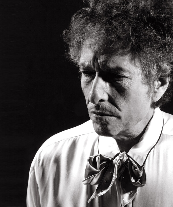 Το πρώτο τριπλό άλμπουμ στη μακρόχρονη πορεία του Bob Dylan μόλις κυκλοφόρησε