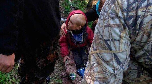 Ένα 4χρονο αγόρι κατάφερε να επιβιώσει ολομόναχο για 5 μέρες σ' ένα δάσος γεμάτο αρκούδες και λύκους