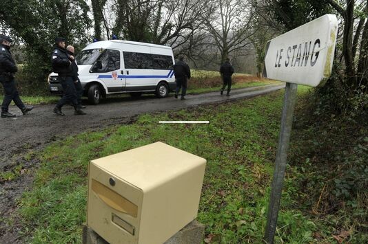 Γαλλία: Ανθρώπινα υπολείμματα στο αγρόκτημα άνδρα που κατηγορείται για τη δολοφονία τετραμελούς οικογένειας