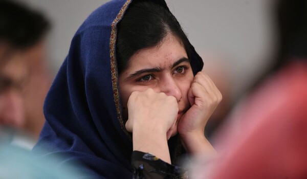 Μαλάλα Γιουσαφζάι: Το διάταγμα του Τραμπ για τους πρόσφυγες μου ραγίζει την καρδιά