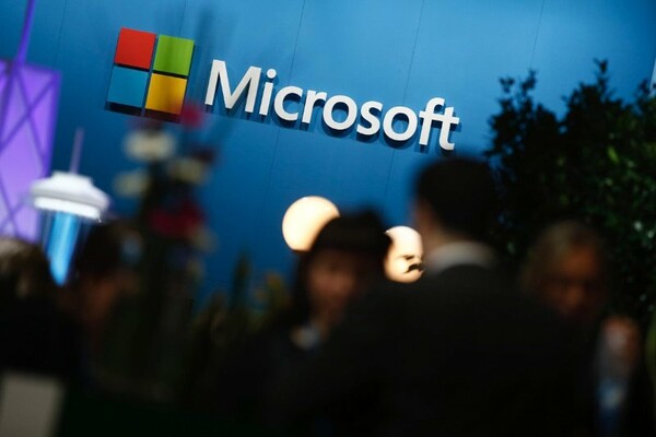 Πρώην υπάλληλοι της Microsoft τη μηνύουν επειδή έβλεπαν παράνομο περιεχόμενο