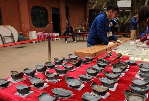 Κίνα: Ο μυθικός θησαυρός ενός Κινέζου πολέμαρχου ανακαλύφθηκε στις κοίτες του ποταμού Mingjiang