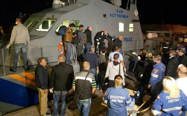 Κύπρος: Βάρκα με 92 Σύρους πρόσφυγες, ανάμεσά τους 42 παιδιά, έφθασε στην Τηλλυρία