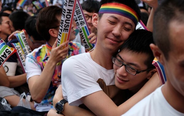 H Ταϊβάν γίνεται η πρώτη ασιατική χώρα που επιτρέπει το γάμο μεταξύ ατόμων του ίδιου φύλου