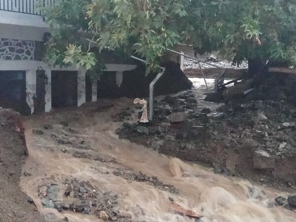 Σαρωτική κακοκαιρία στη Σαμοθράκη - Καταστροφές και πλημμύρες