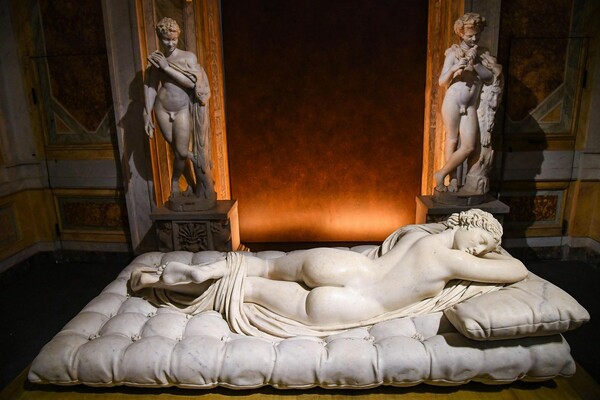 Ο Κοιμώμενος Ερμαφρόδιτος του Μπερνίνι εκτίθεται στη Ρώμη