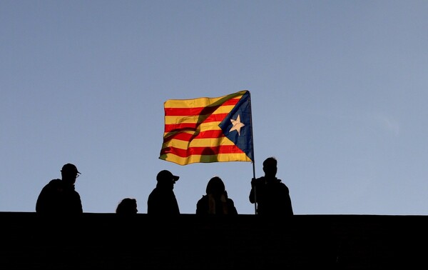 Δημοσκόπηση El Pais: Μόλις το 24% των Καταλανών υπέρ της ανεξαρτησίας από την Ισπανία