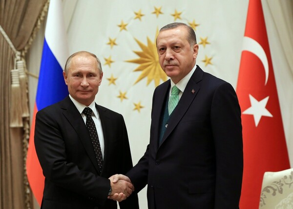 «Χέρι-χέρι» Πούτιν και Ερντογάν για το Ισραήλ: Η απόφαση των ΗΠΑ είναι αποσταθεροποιητική