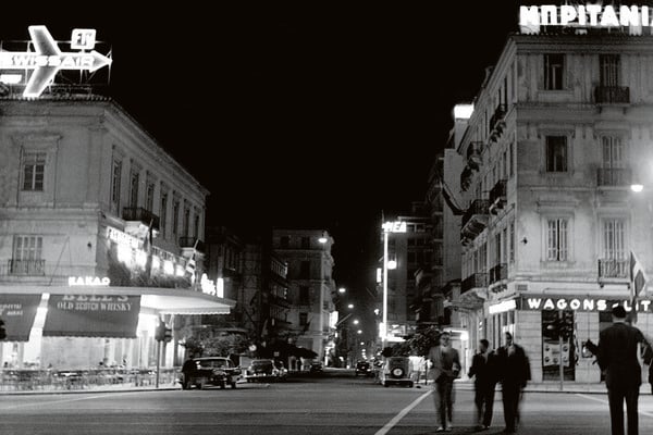 Γιάννης Μαρής: Η εικονογραφημένη ζωή του κορυφαίου αστυνομικού συγγραφέα που πέθανε σαν σήμερα