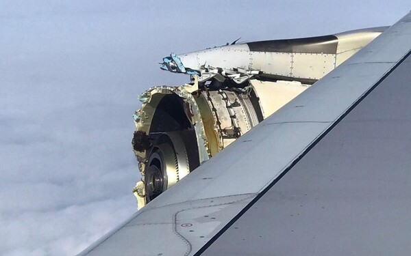 Aναγκαστική προσγείωση για αεροσκάφος της «Air France» - Εξερράγη στον αέρα ο ένας από τους κινητήρες