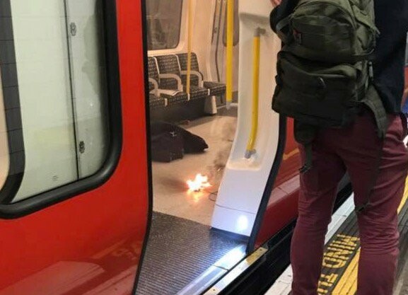Πανικός στο μετρό του Λονδίνου ύστερα από μικρή έκρηξη