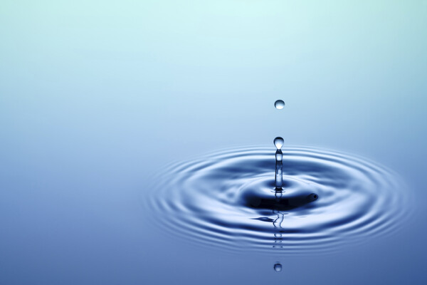 Οι επιστήμονες διαπίστωσαν: Δεν υπάρχει μόνο μία μορφή υγρού νερού αλλά δύο