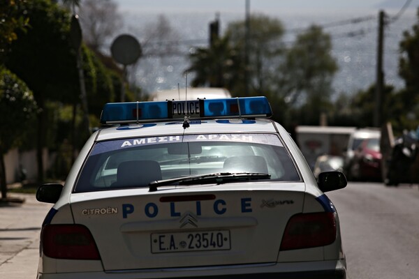 Κρήτη: Δύο άτομα συνελήφθησαν για άσκοπους πυροβολισμούς τα ξημερώματα