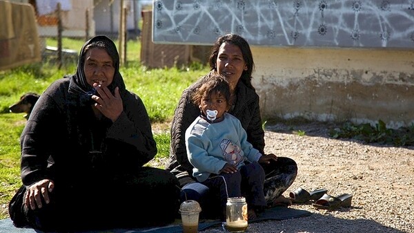 Κατατέθηκε τροπολογία για την προσωρινή μετεγκατάσταση των Ρομά σε οργανωμένους χώρους