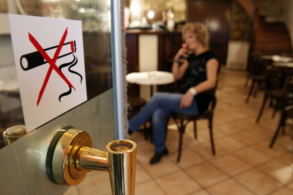 Καινοτόμο ευρωπαϊκό πρόγραμμα σε βοηθάει να κόψεις το τσιγάρο
