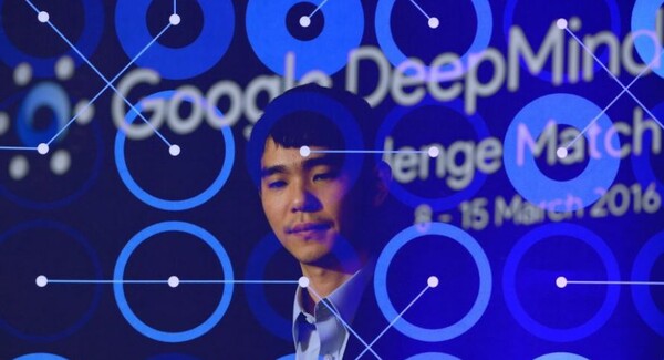 Η Google ανακοίνωσε πως ανοίγει κέντρο τεχνητής νοημοσύνης στην Κίνα