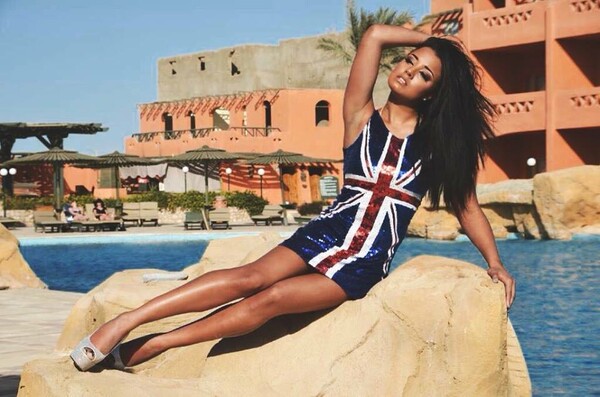 Η Μις Ηνωμένο Βασίλειο επέστρεψε το στέμμα της επειδή της ζήτησαν σε καλλιστεία να χάσει βάρος