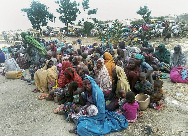 Εθνική τραγωδία στη Νιγηρία: Αγνοούνται 105 μαθήτριες μετά από επίθεση της Μπόκο Χαράμ σε σχολείο θηλέων