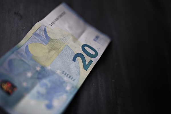 Σκάνδαλο στη Βαυαρία με «μαύρο» χρήμα από τη Ρωσία ύψους 2,5 δισ. ευρώ