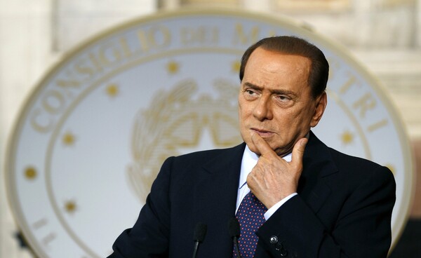 Η Ιταλία «προ εκπλήξεων» - Ο Μπερλουσκόνι έτοιμος να συμμετέχει στην κυβέρνηση
