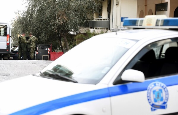 Αλεξανδρούπολη: Σύλληψη τεσσάρων ατόμων για εμπρησμούς οχημάτων και εκβιασμό