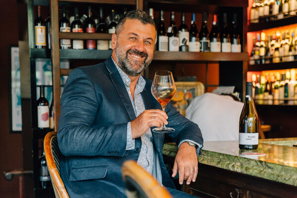 Γιώργος Ιωαννίδης: «Το κρασί είναι σαν τον παράφορο έρωτα, δεν έχει γυρισμό»