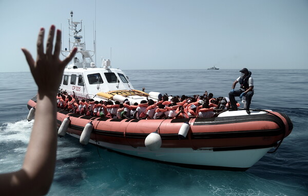 Νέο μπλόκο της Ιταλίας σε πλοία με μετανάστες- Απαγορεύει την είσοδο στα Sea Watch και Mission Lifeline