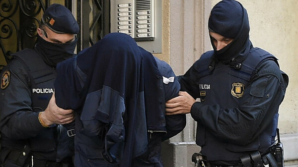 Ισπανία: Πατέρας βίαζε την 15χρονη κόρη του και δύο φίλες της για να τις απαλλάξει από κακά πνεύματα