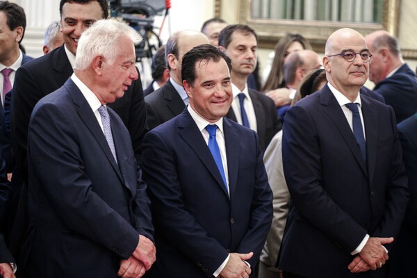 Οι αφίξεις των υπουργών και η ορκωμοσία της κυβέρνησης Μητσοτάκη στο Προεδρικό - ΦΩΤΟΡΕΠΟΡΤΑΖ