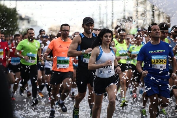 Σταύρος Θεοδωράκης, Άδωνις Γεωργιάδης και Ανδρέας Λοβέρδος έτρεξαν στον μαραθώνιο της Αθήνας