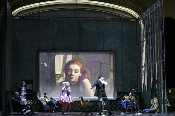 Όπερα | Άνταμ Σμιθ: «Η όπερα μπορεί να “μιλήσει” στον καθένα»