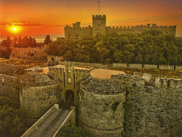 15 από τα πιο καλοδιατηρημένα κάστρα στην Ελλάδα