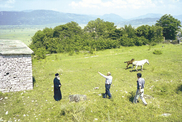 Όταν είχαμε ακολουθήσει τον Αναστάσιο στα γκρεμισμένα χωριά της Αλβανίας, το 1991