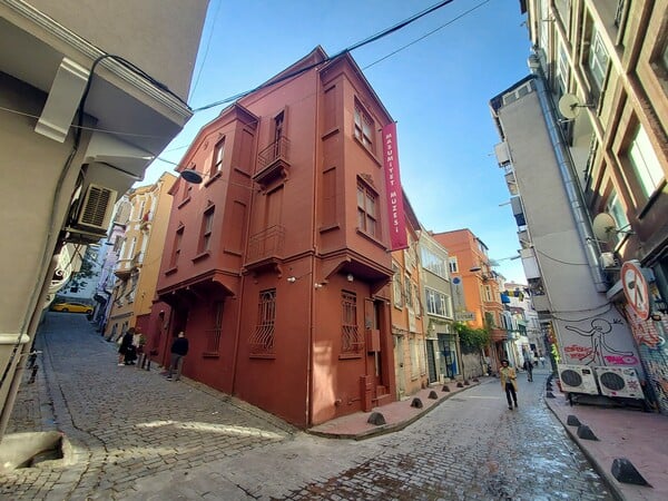 Μουσείο της Αθωότητας: Ένα καταφύγιο για την αγάπη στο κέντρο της Κωνσταντινούπολης 