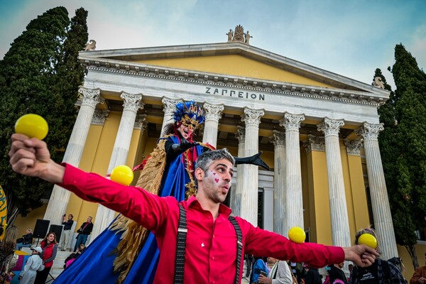 Οι Απόκριες της Αθήνας: Εικόνες από τις εκδηλώσεις στο Ζάππειο