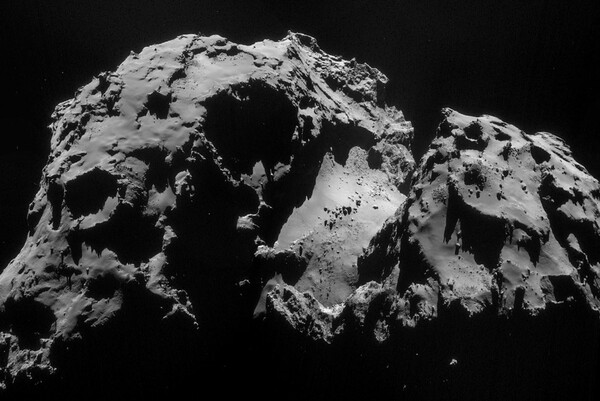 Πάνω σε έναν κομήτη, 511 εκατομμύρια χιλιόμετρα μακριά από τη Γη