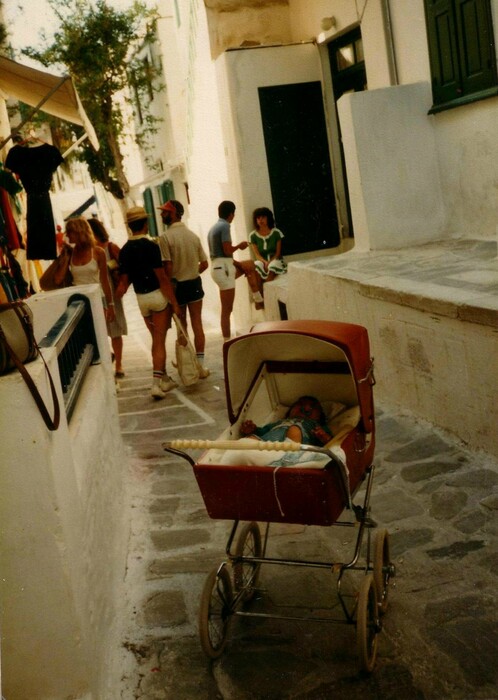 100 χρόνια στη Μύκονο