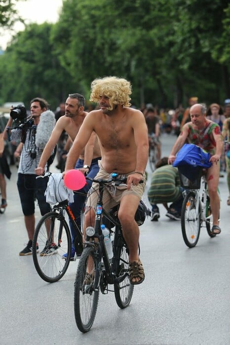 30 φωτογραφίες από την 8η Γυμνή Ποδηλατοδρομία της Θεσσαλονίκης