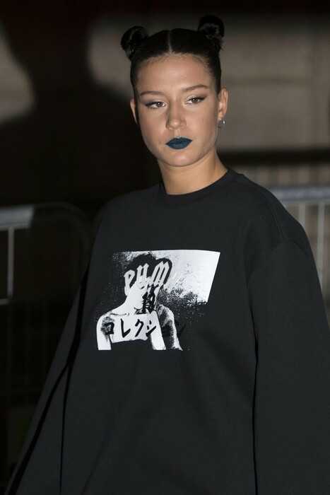 H Rihanna και η Puma x Fenty στο Παρίσι - Τα πολυτελή, αθλητικά ρούχα της Μαρίας Αντουανέτας