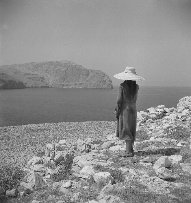 Το ανεκτίμητο φωτογραφικό αρχείο της Joan Leigh Fermor