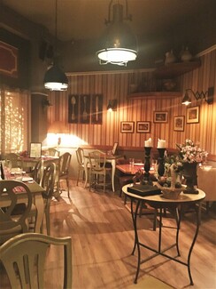 Και «Αίφνης» δημιουργήθηκε ένα κομψό εστιατόριο στην Αργυρούπολη 