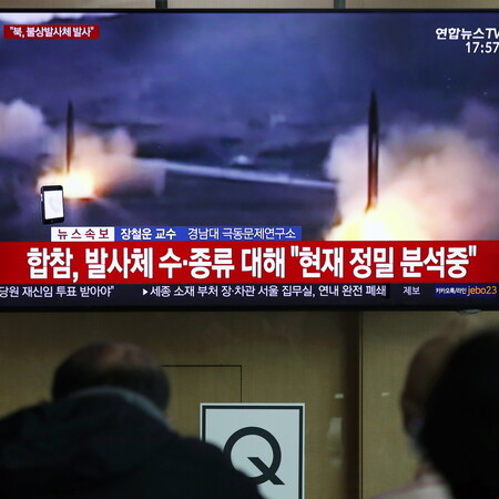 Βόρεια Κορέα: Νέες εκτοξεύσεις πυραύλων - Δεύτερη δοκιμή μέσα σε μία εβδομάδα
